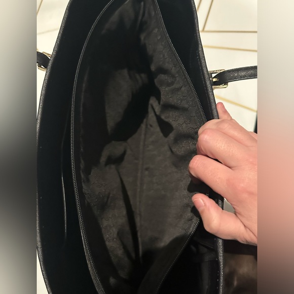 Michael Kors - Picture 5 of 6